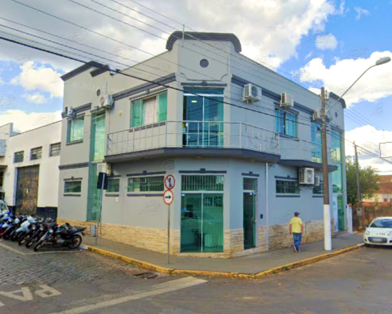 Prédio à venda no Centro: 