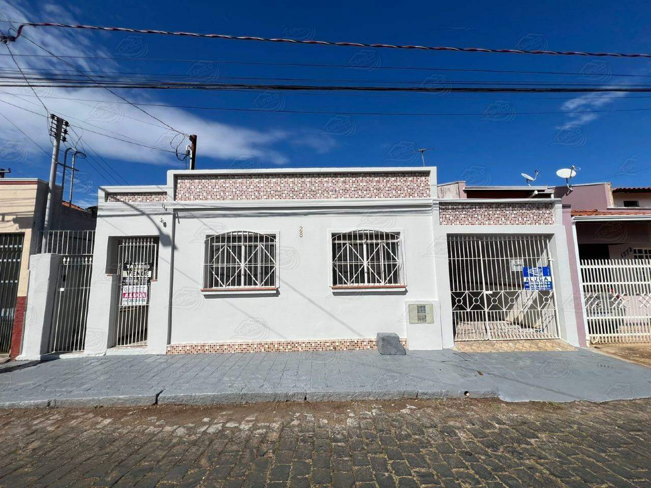 Casa à venda no Centro: 