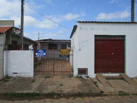 Casa à venda no Parque Centenário: Foto 01