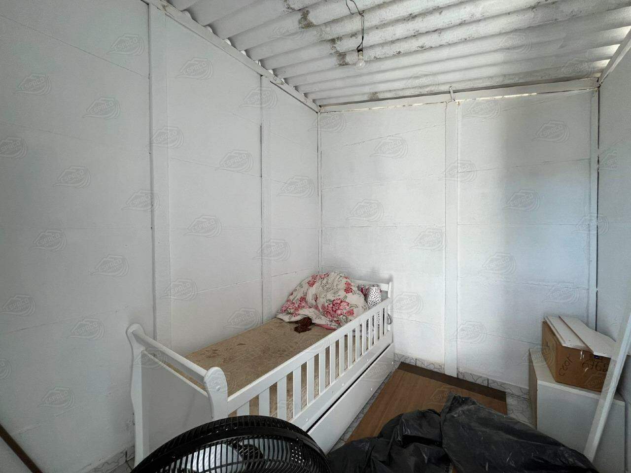 Casa à venda no Condomínio dos Professores: 