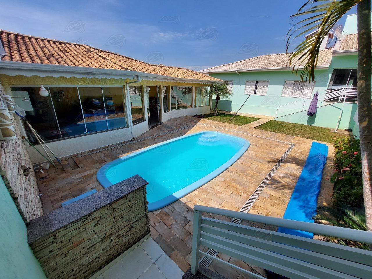 Casa à venda no Jardim Claudina: 