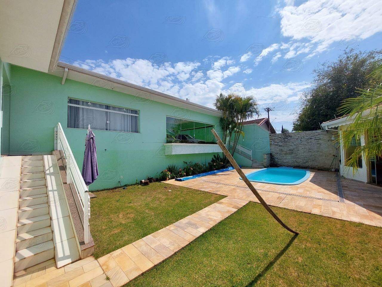 Casa à venda no Jardim Claudina: 