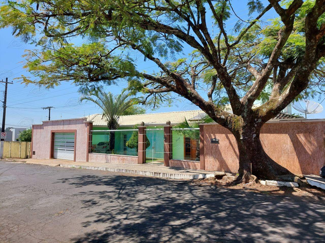 Casa à venda no Jardim Claudina: 