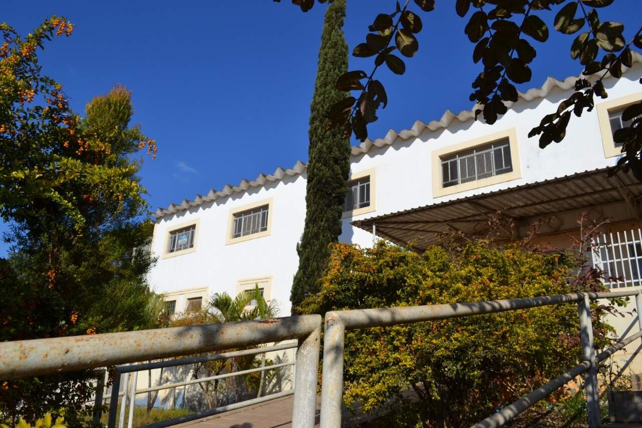 Prédio à venda no Vila São João: 
