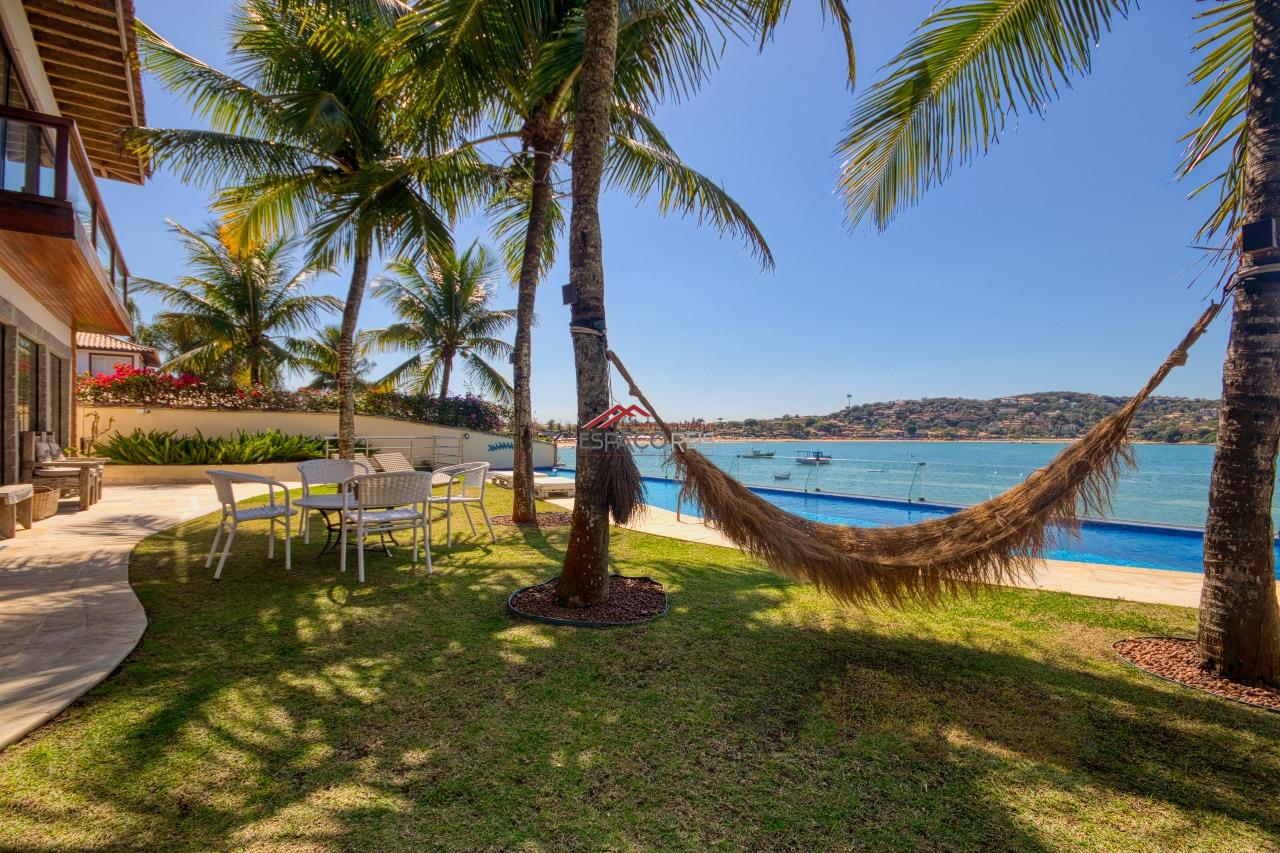 Casa à venda no Ferradura: 