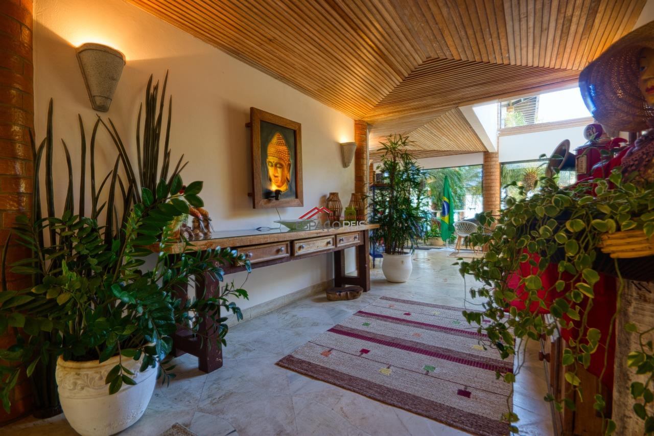 Casa à venda no Ferradura: 