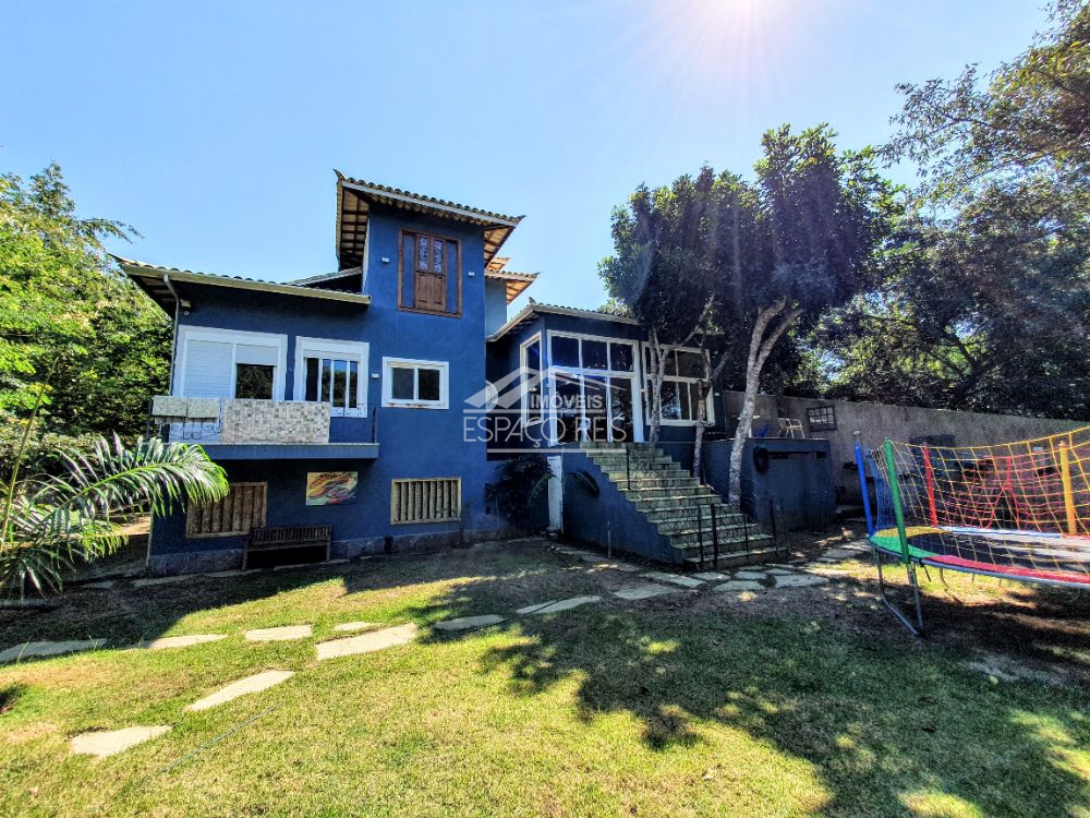 Casa à venda no Ferradura: 