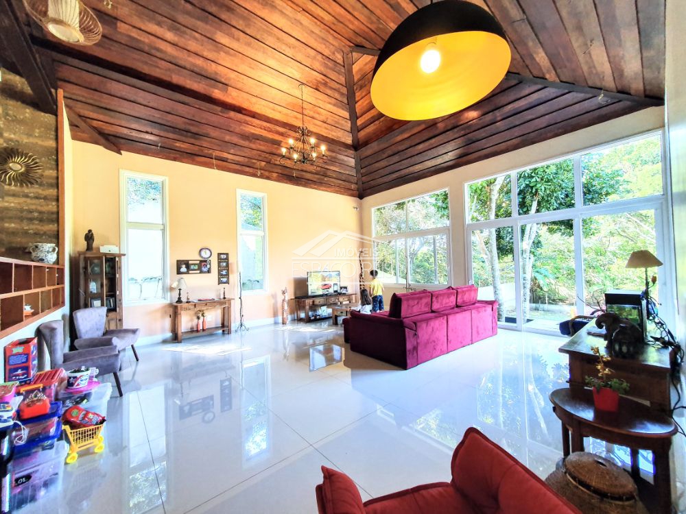 Casa à venda no Ferradura: 