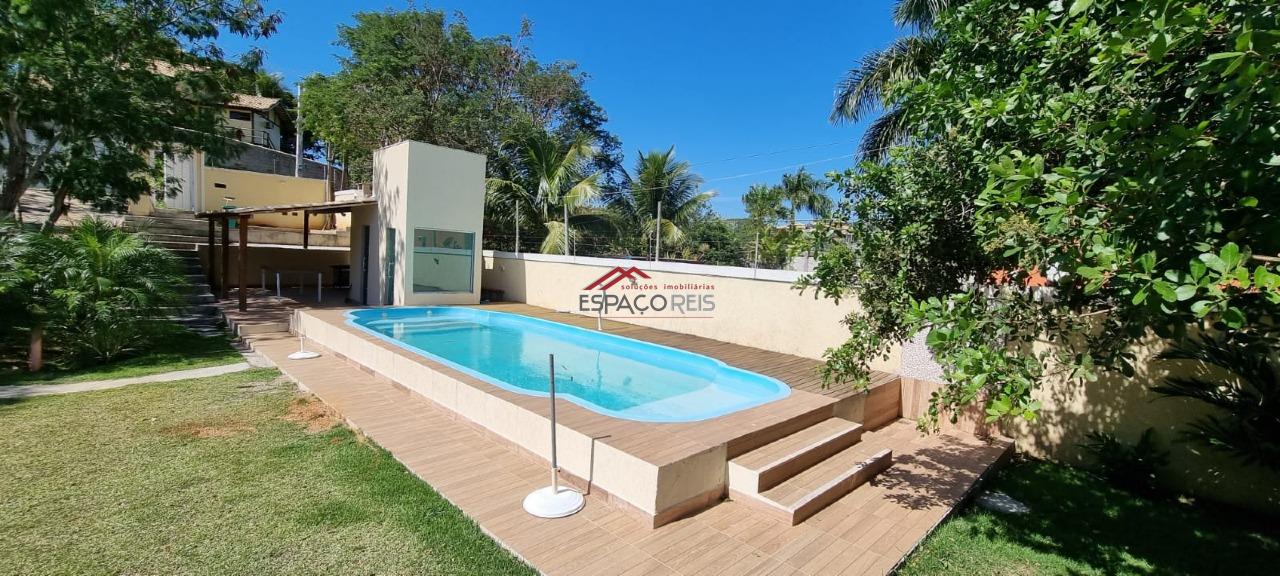 Casa de Condomínio à venda no Ferradura: 