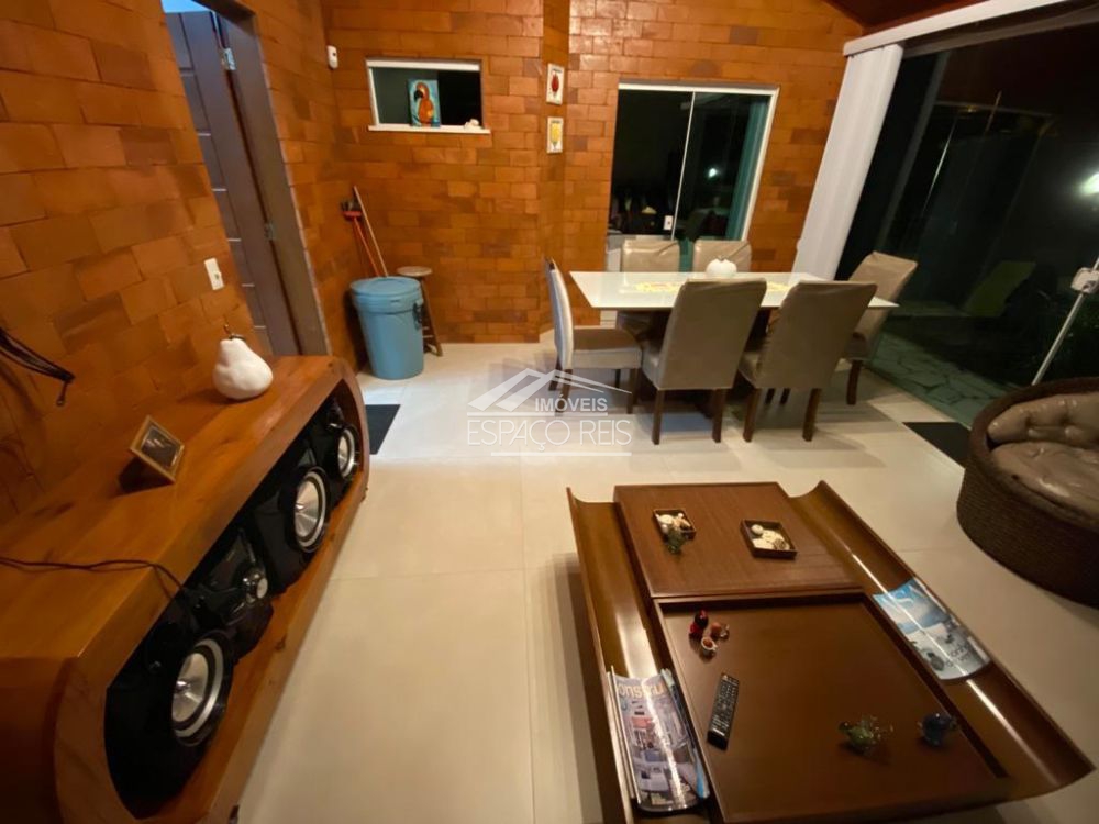 Casa à venda no Baía Formosa: 