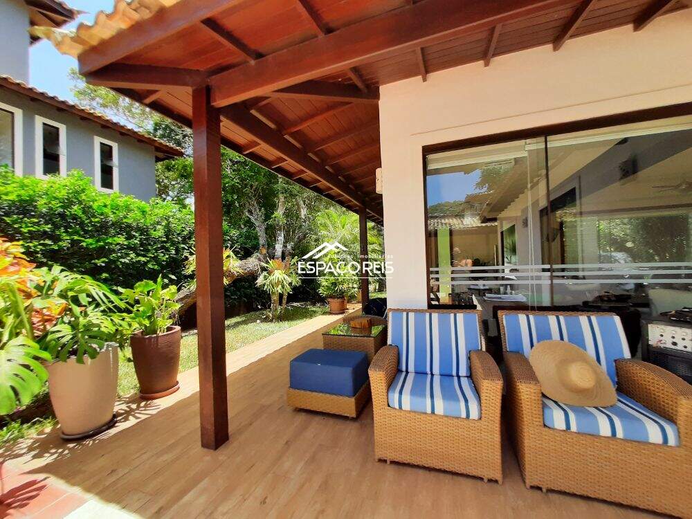 Casa de Condomínio à venda no Manguinhos: 