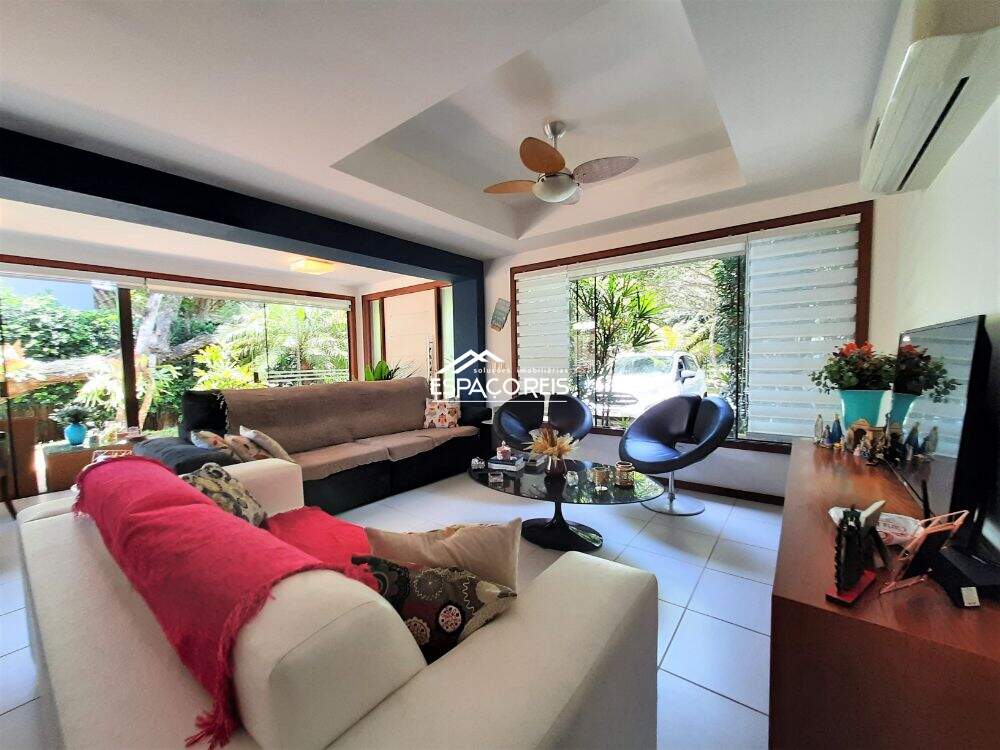 Casa de Condomínio à venda no Manguinhos: 