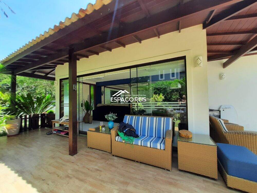 Casa de Condomínio à venda no Manguinhos: 