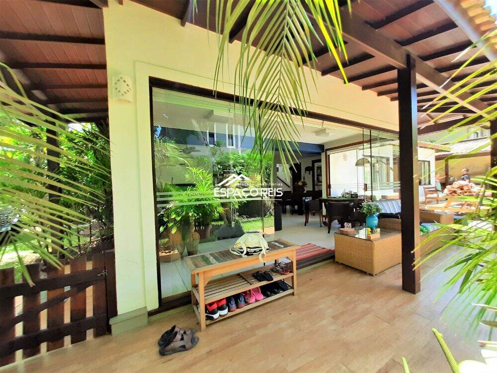 Casa de Condomínio à venda no Manguinhos: 