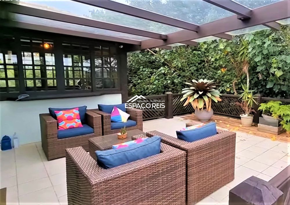 Casa à venda no Ferradura: 