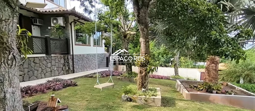 Casa à venda no Ferradura: 