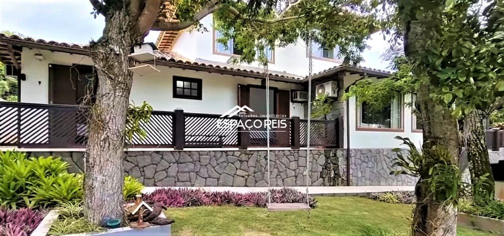 Casa à venda no Ferradura: 