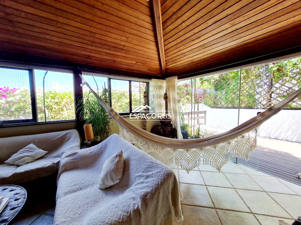 Casa de Condomínio à venda no Manguinhos: 