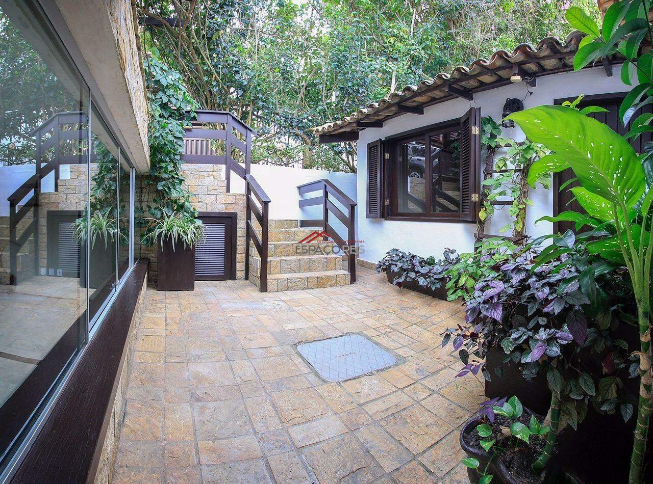 Casa de Condomínio à venda no Manguinhos: 
