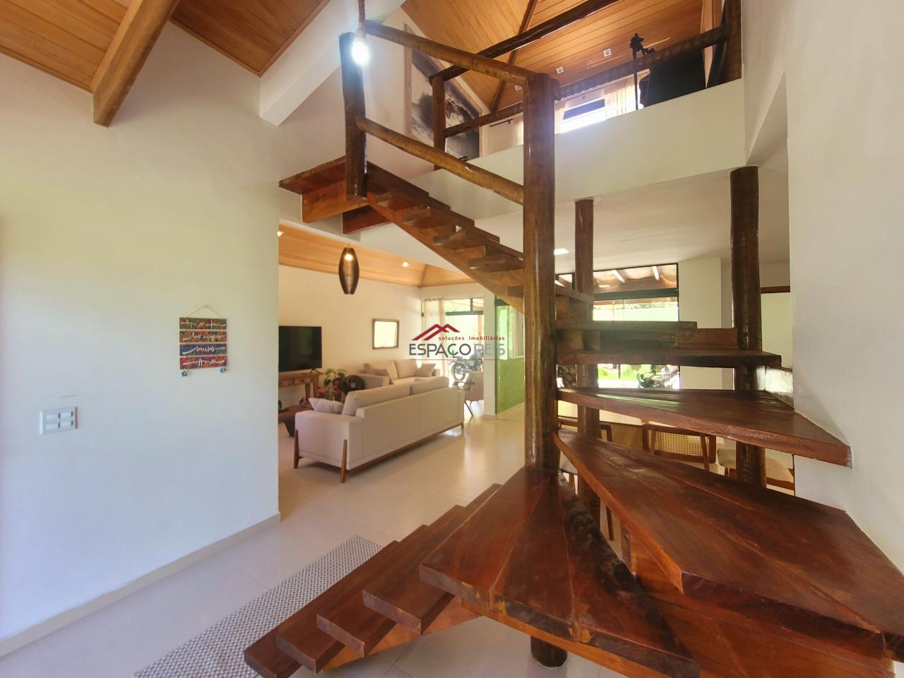 Casa de Condomínio à venda no Caravelas: 