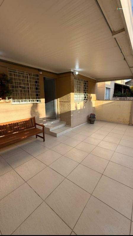Casa, 3 quartos, 136 m² - Foto 1