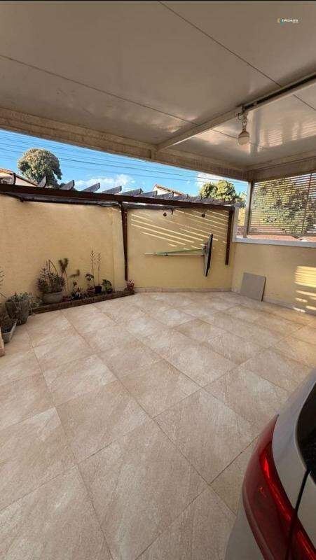 Casa, 3 quartos, 136 m² - Foto 4