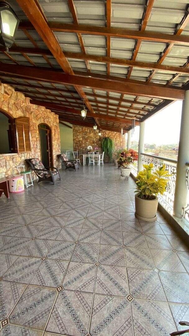 Casa, 4 quartos, 329 m² - Foto 5