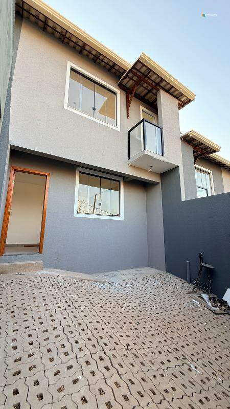 Casa, 2 quartos, 65 m² - Foto 1