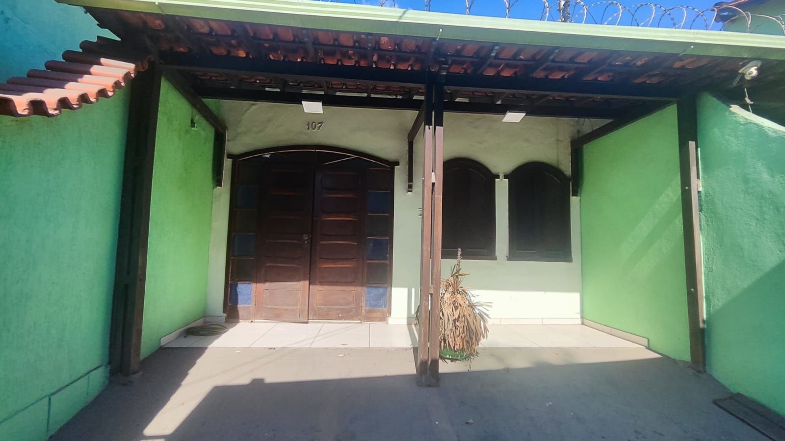 Casa, 2 quartos, 185 m² - Foto 1