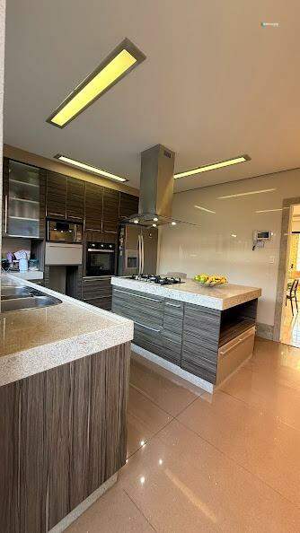 Casa, 4 quartos, 318 m² - Foto 9
