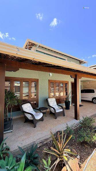 Casa, 4 quartos, 318 m² - Foto 2