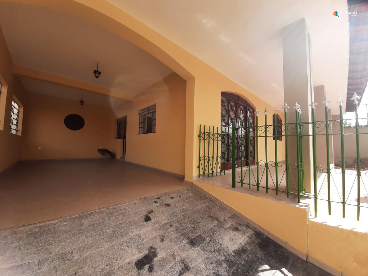 Casa, 4 quartos, 178 m² - Foto 2