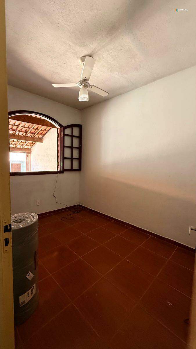 Casa, 3 quartos, 101 m² - Foto 2