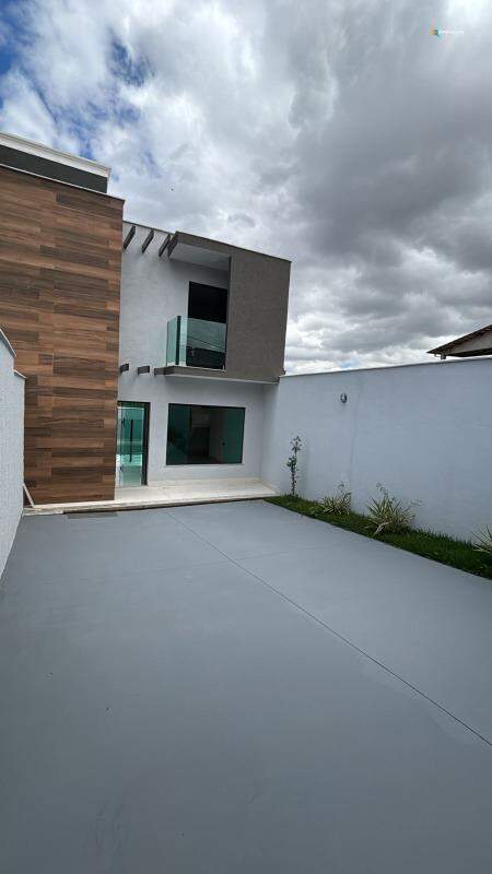 Casa, 3 quartos, 110 m² - Foto 1