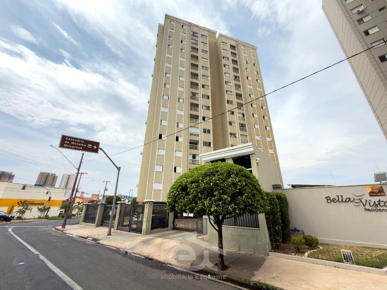 Apartamento para aluguel, 3 quartos, 1 suíte, 2 vagas, Mercês - Uberaba/MG