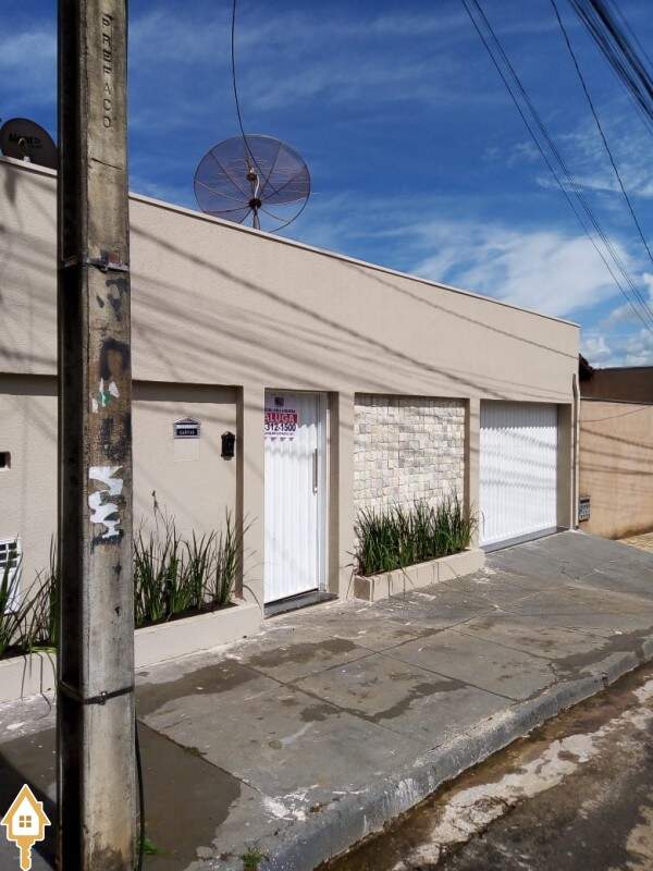 Casa para aluguel no Nenê Gomes, Jardim: 