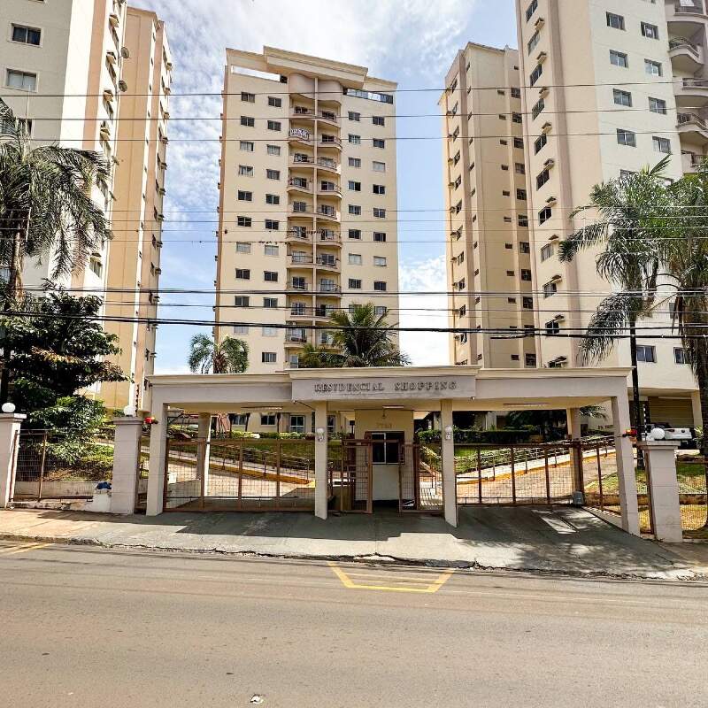 Apartamento para aluguel, 3 quartos, 1 suíte, 1 vaga, Residencial Shopping, Santa Maria - Uberaba/MG