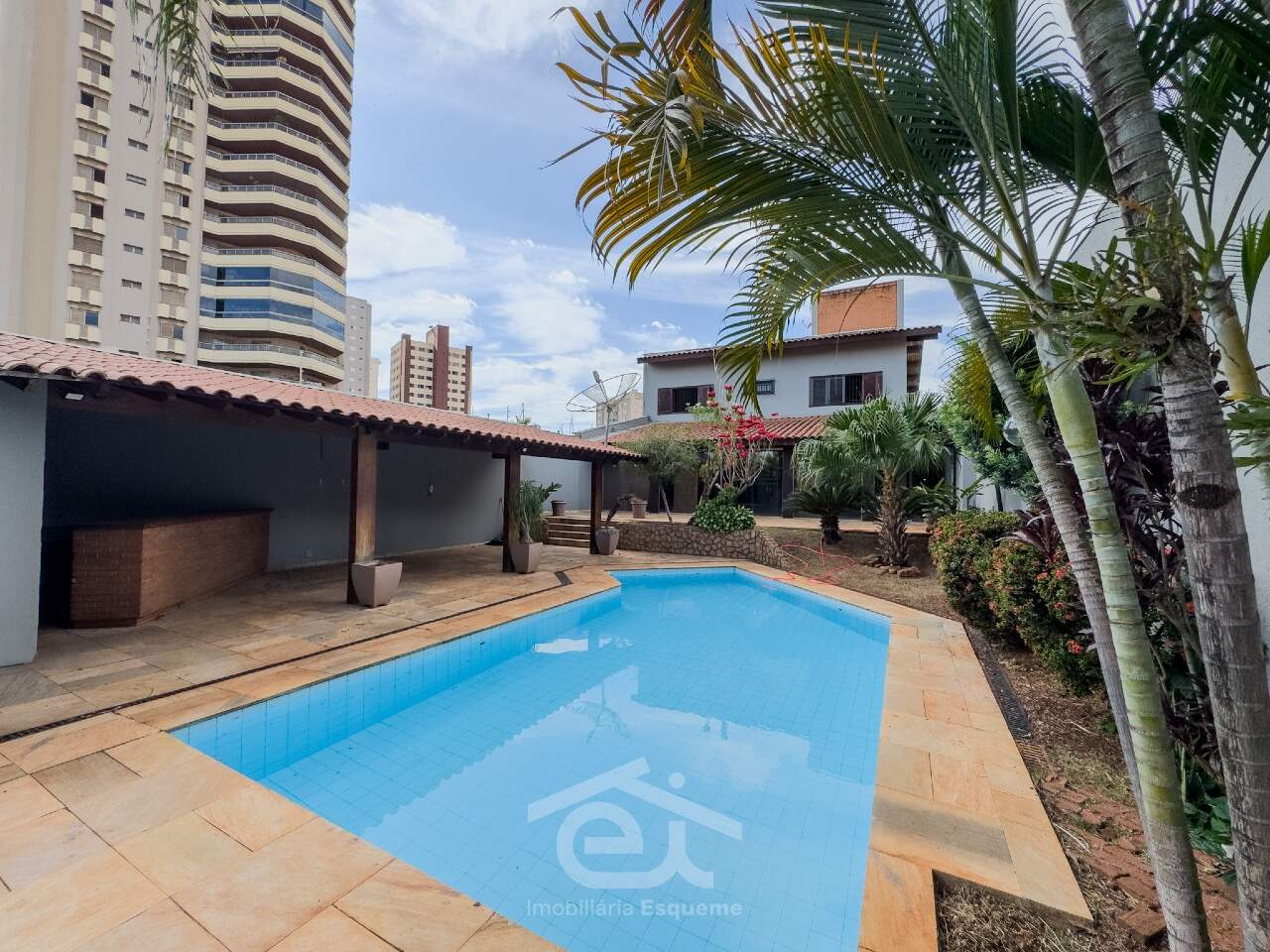 Casa à venda, 3 quartos, 3 suítes, 3 vagas, Alexandre Campos, Jardim - Uberaba/MG
