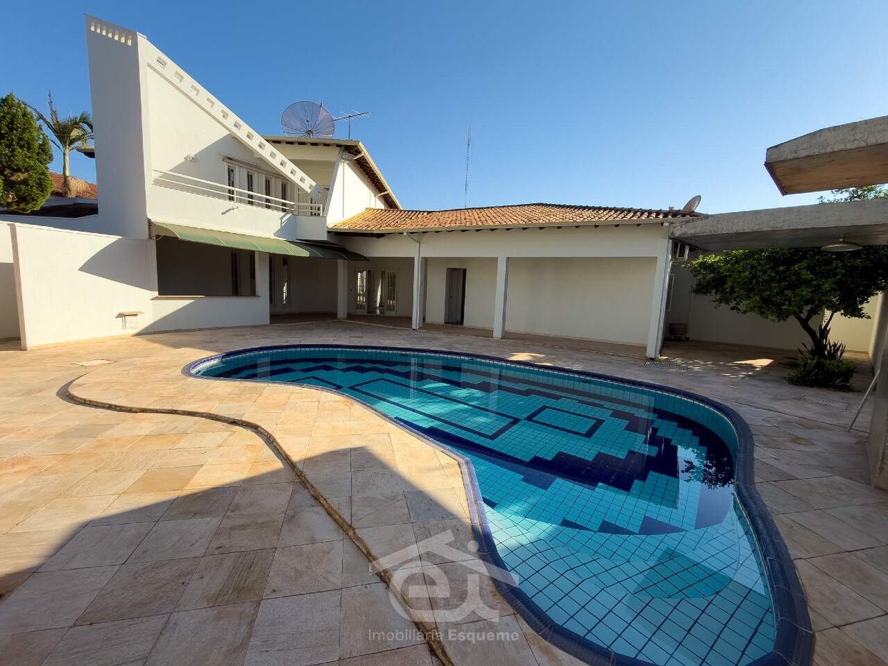 Casa Condominio à venda, 4 quartos, 4 suítes, 4 vagas, Província Del Rey - Uberaba/MG