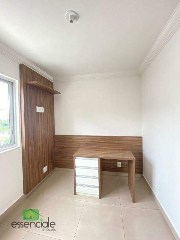 Apartamento para alugar com 3 quartos, 97m² - Foto 14