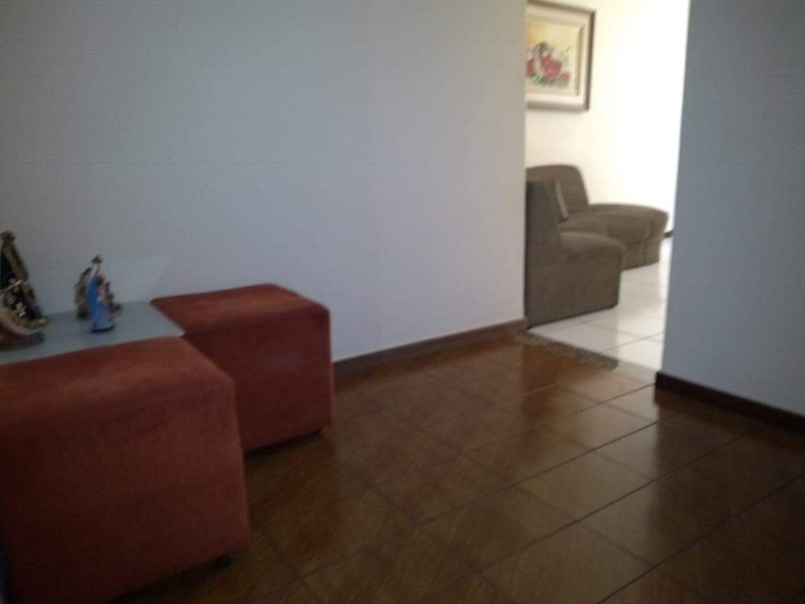 Casa à venda com 3 quartos, 360m² - Foto 7