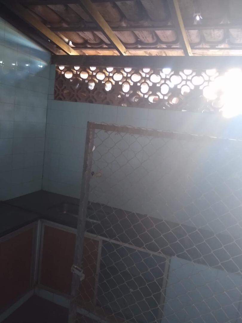 Chácara à venda com 3 quartos, 250m² - Foto 12