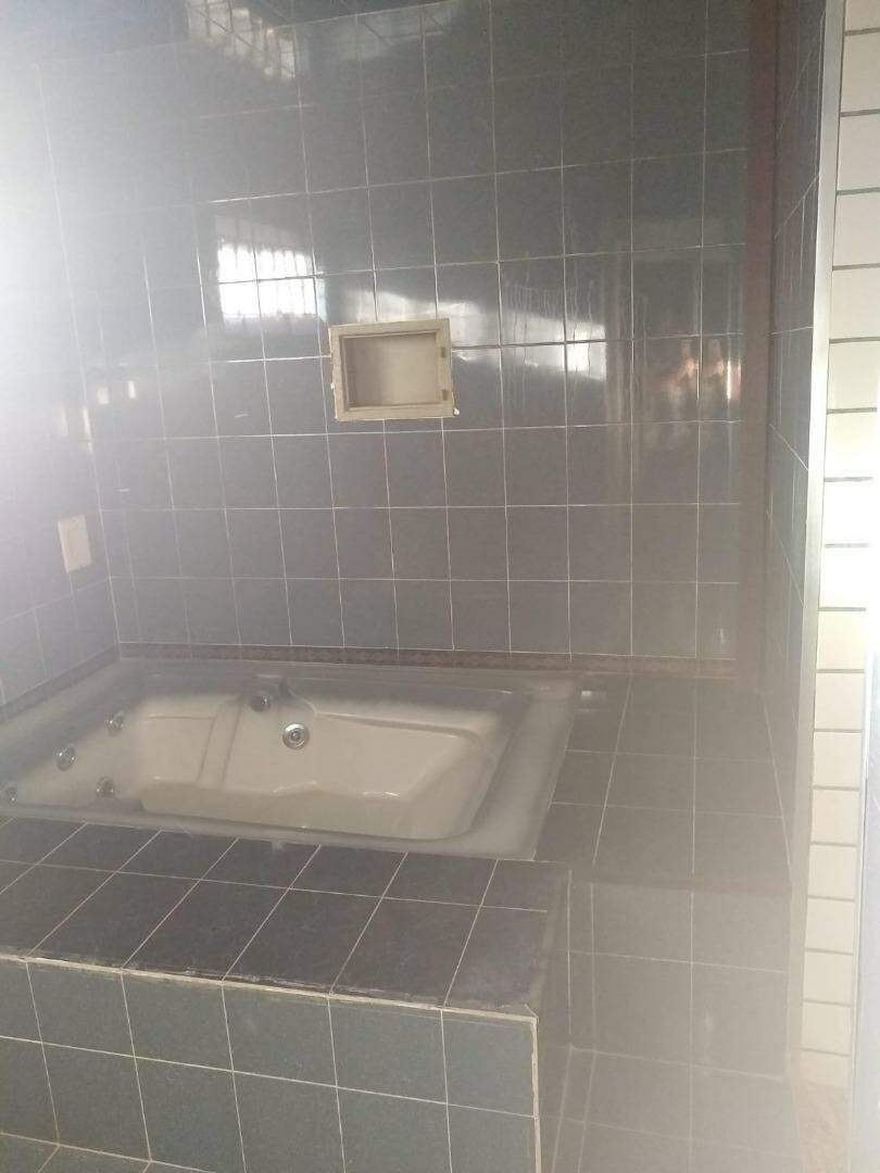 Chácara à venda com 3 quartos, 250m² - Foto 13