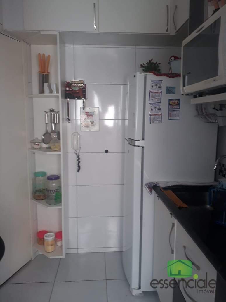 Apartamento à venda com 2 quartos, 57m² - Foto 3