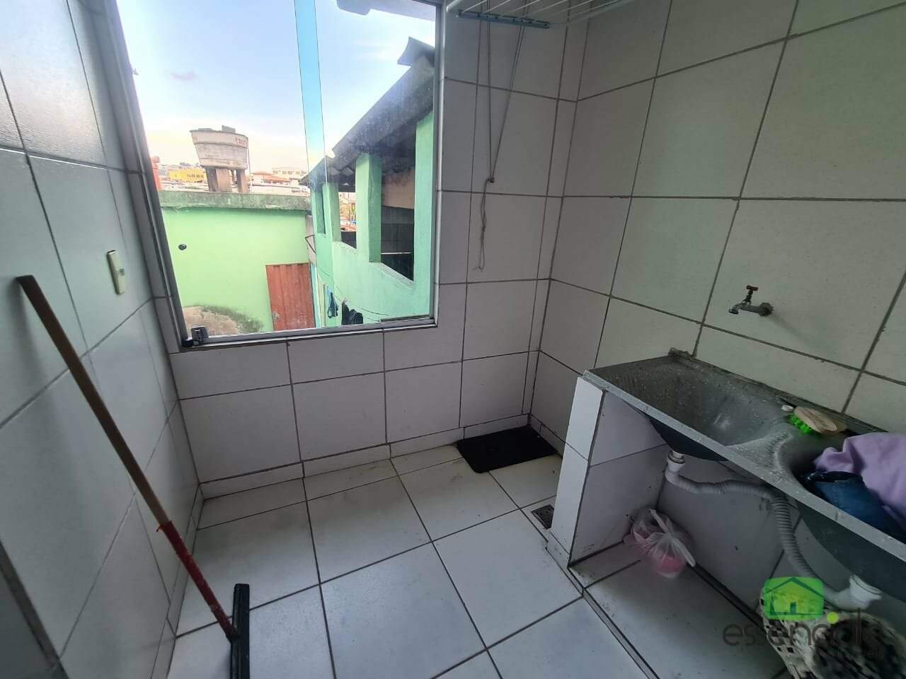 Casa à venda com 2 quartos, 360m² - Foto 18