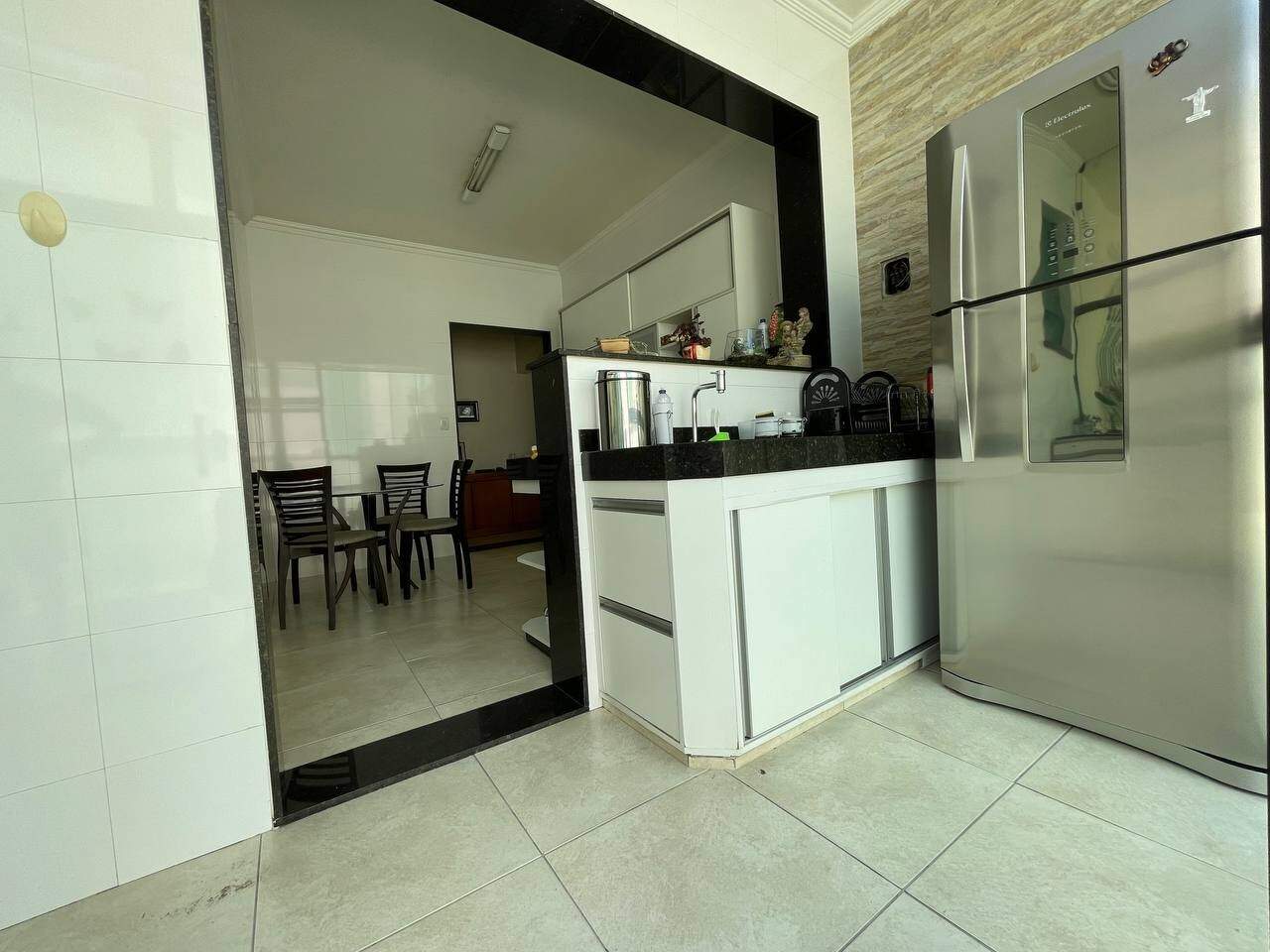 Casa à venda com 5 quartos, 357m² - Foto 21