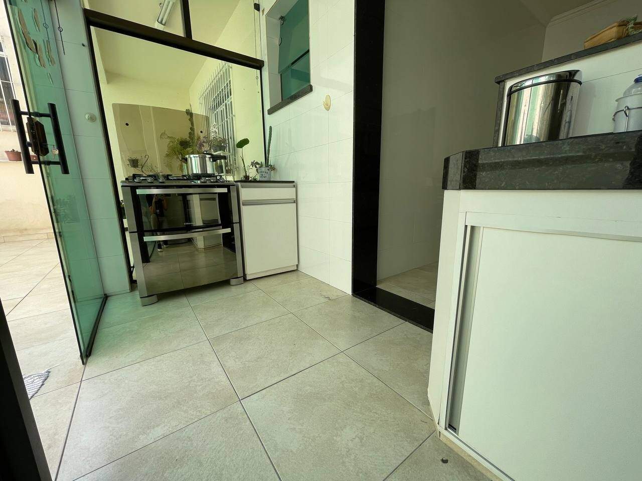 Casa à venda com 5 quartos, 357m² - Foto 22