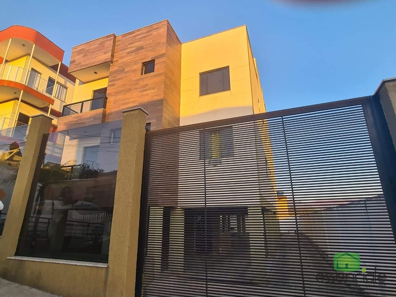 Cobertura à venda com 3 quartos, 150m² - Foto 3