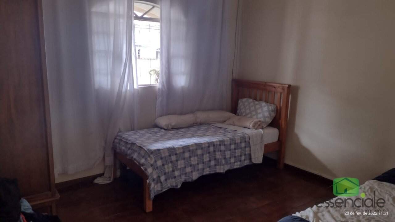 Casa à venda com 4 quartos, 220m² - Foto 19