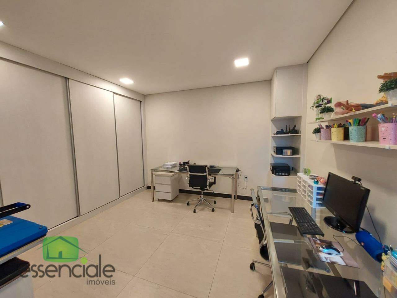 Casa de Condomínio à venda com 4 quartos, 420m² - Foto 14